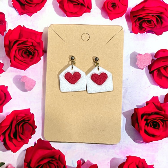Love Notes Dangle Earrings- White/Red - Picture 2 of 2